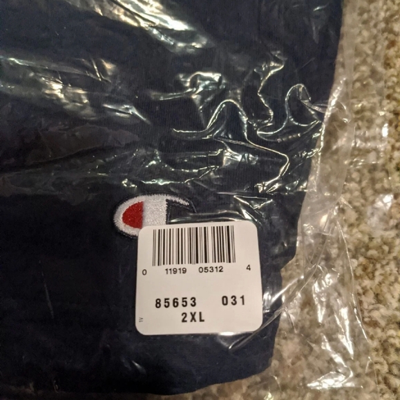 Champion Active Shorts - Picture 2 of 3